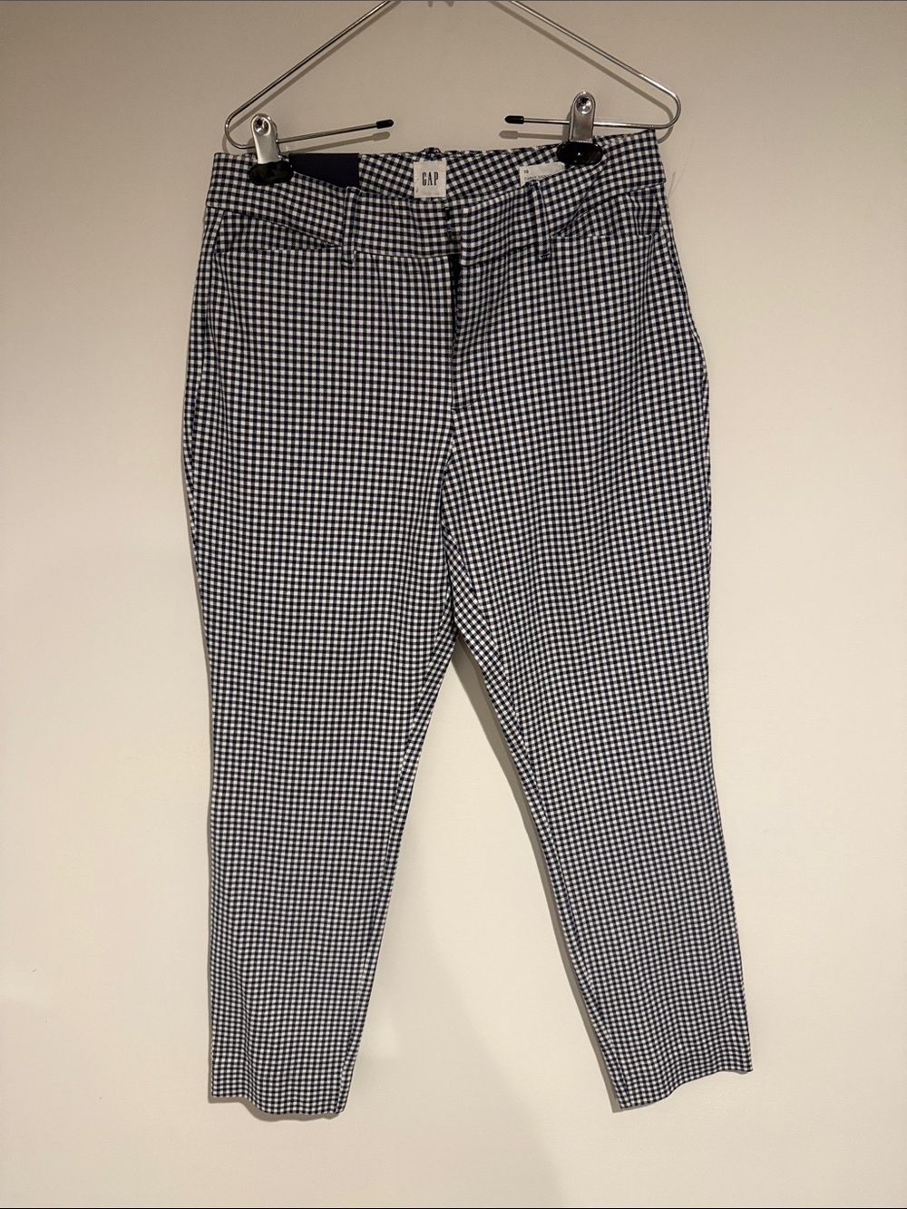 GAP Women’s Navy & White Gingham Cropped Pants